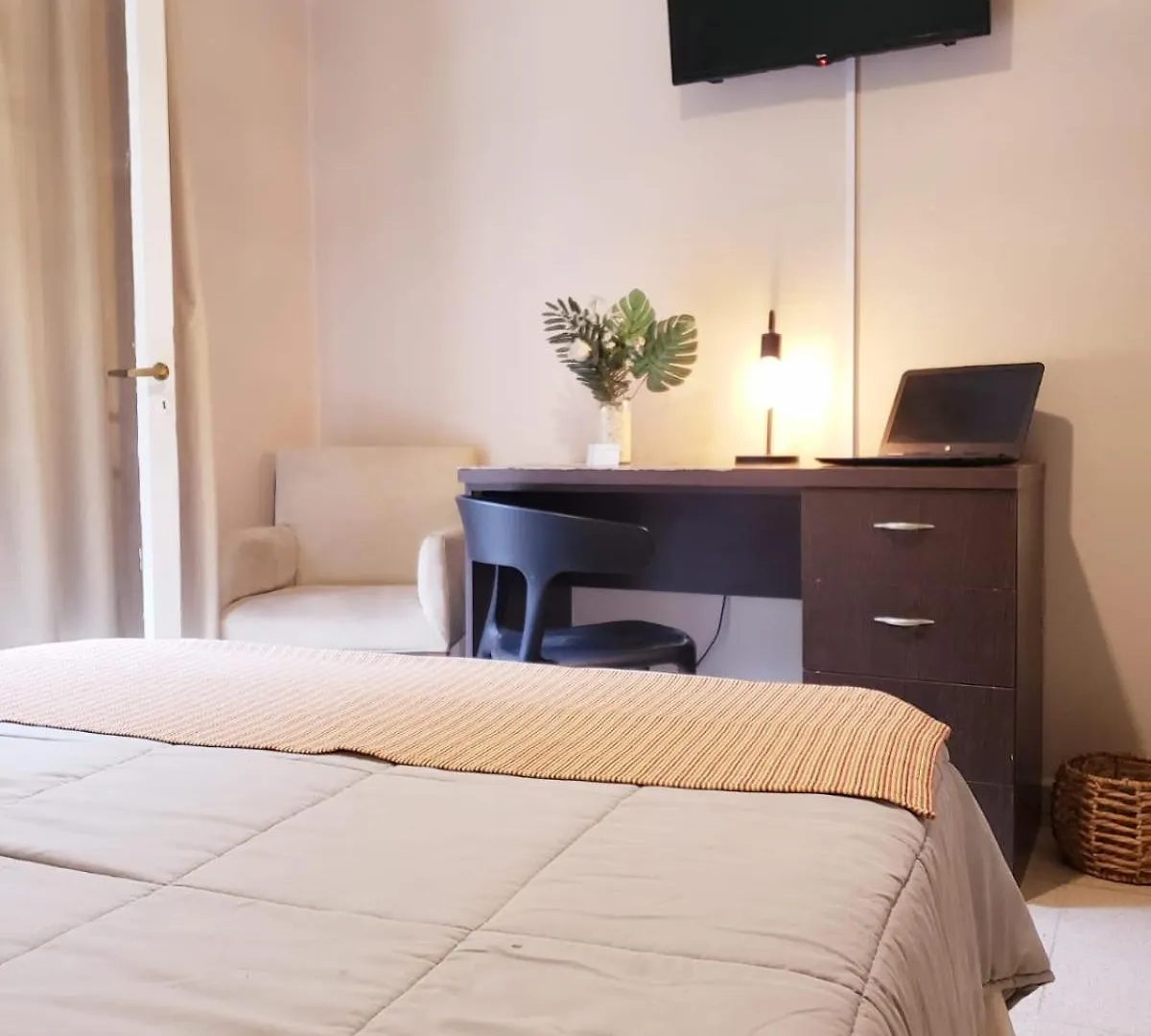 Hotel Namaste Мендоса